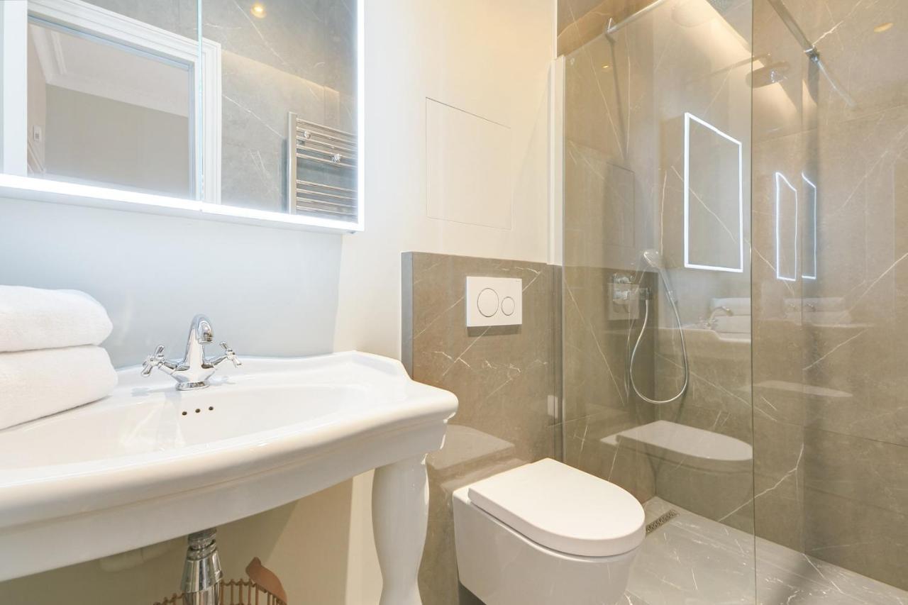 Guestready - Lovely Flat In Central Paris Near Notre-Dame Apartment ภายนอก รูปภาพ